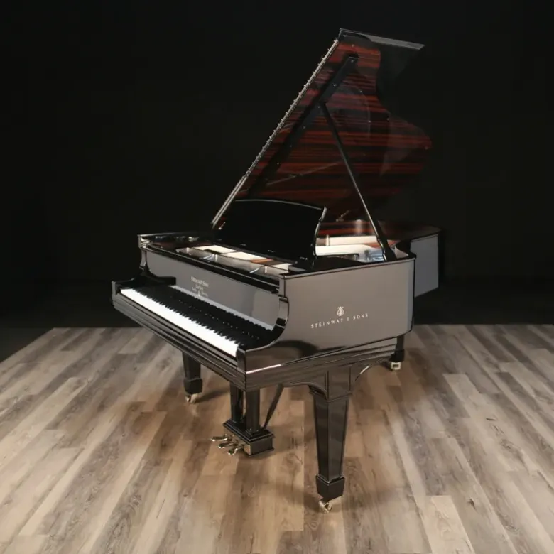 Grand pianos