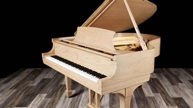 <span>1977</span> Steinway M