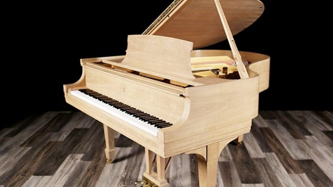 <span>1940</span> Steinway M