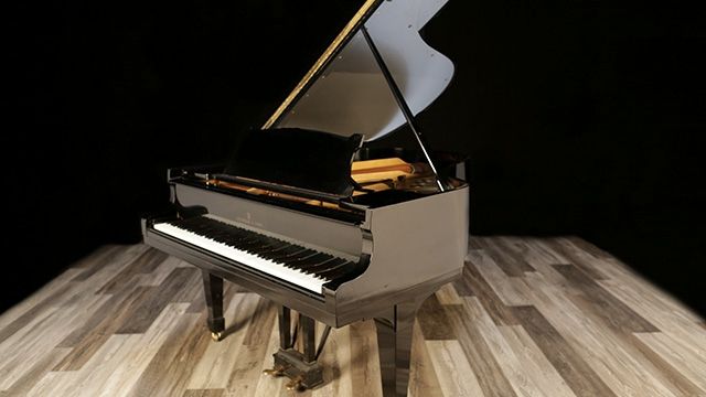 <span>1940</span> Steinway M