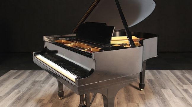 <span>1935</span> Steinway M